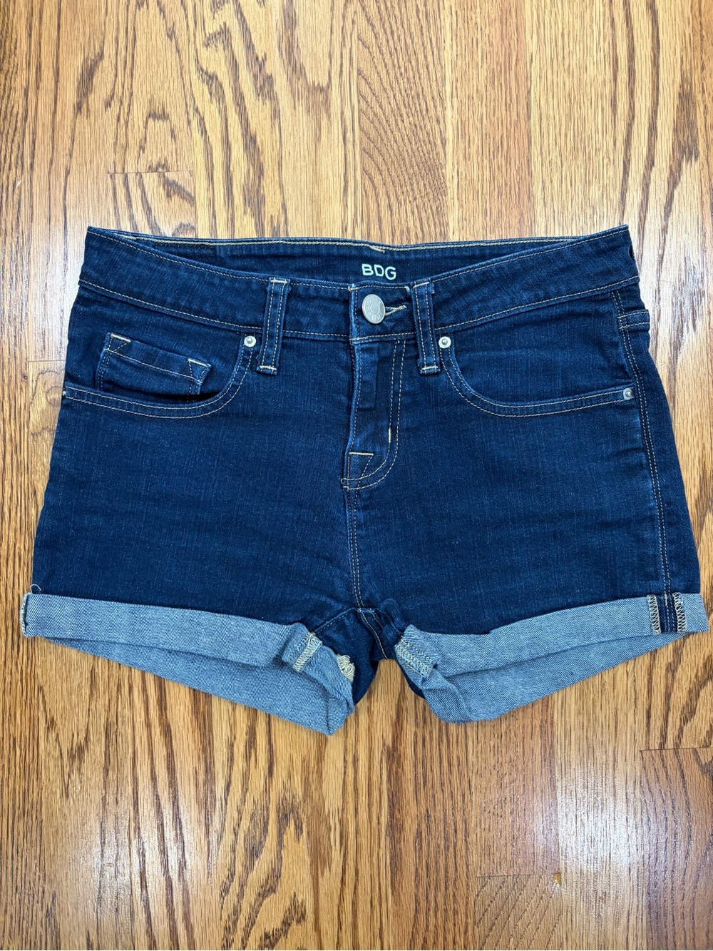 BDG Mid-Rise Dark Indigo Roll-Cuff Denim Shortie Shorts (25)